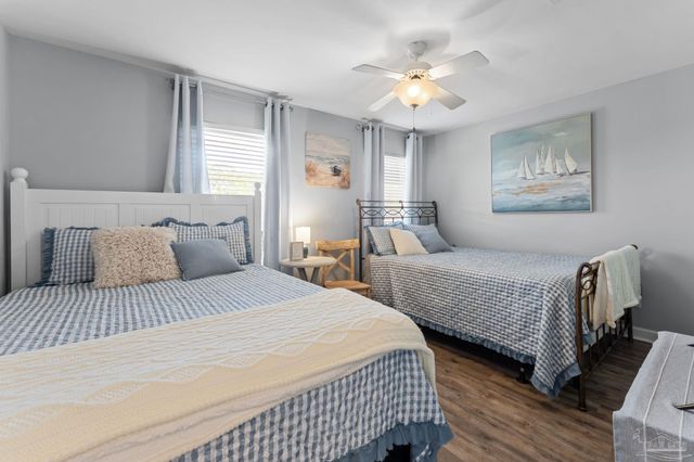 4068 Spinnaker Dr 202, Gulf Shores, AL 36542