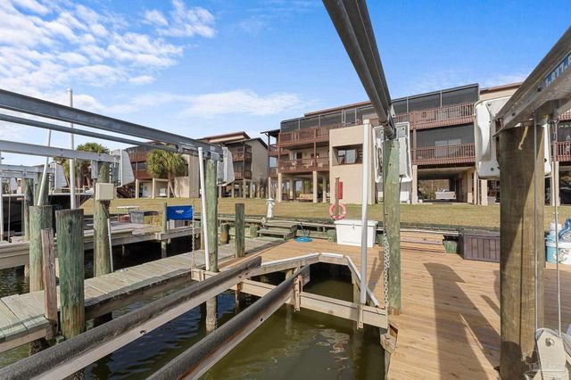 4068 Spinnaker Dr 202, Gulf Shores, AL 36542
