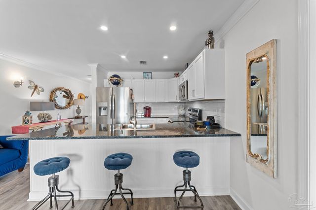 4068 Spinnaker Dr 202, Gulf Shores, AL 36542