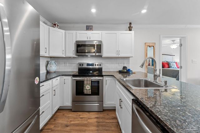 4068 Spinnaker Dr 202, Gulf Shores, AL 36542