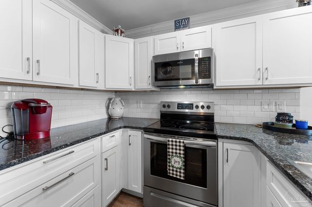 4068 Spinnaker Dr 202, Gulf Shores, AL 36542