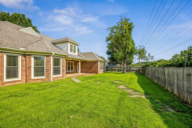 1928 SHEPARDS BUSH DR, Germantown, TN 38139