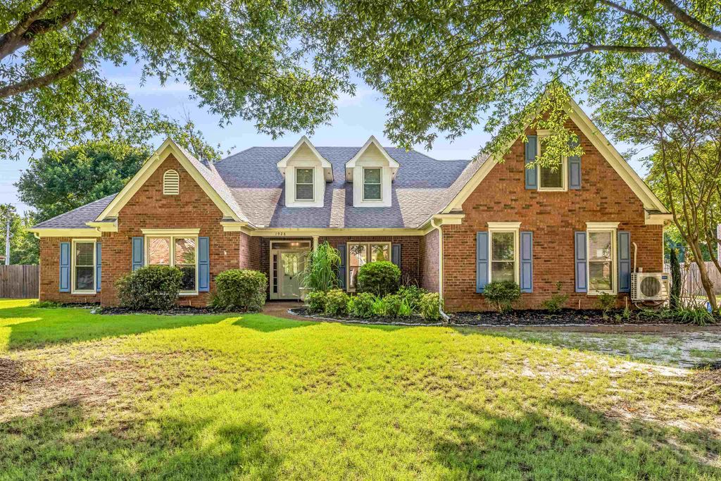 1928 SHEPARDS BUSH DR, Germantown, TN 38139