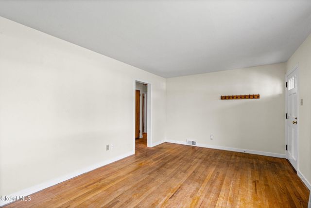 1246 Sumner Avenue, Schenectady, NY 12309