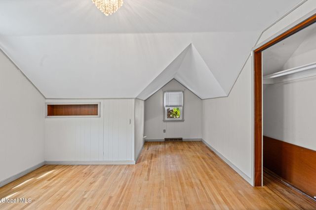 1246 Sumner Avenue, Schenectady, NY 12309