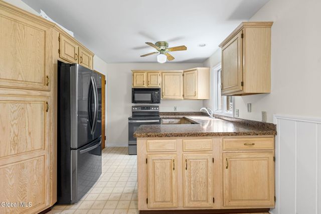 1246 Sumner Avenue, Schenectady, NY 12309