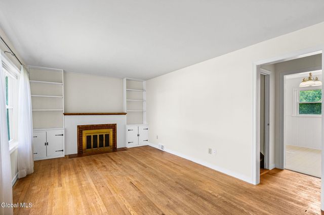 1246 Sumner Avenue, Schenectady, NY 12309
