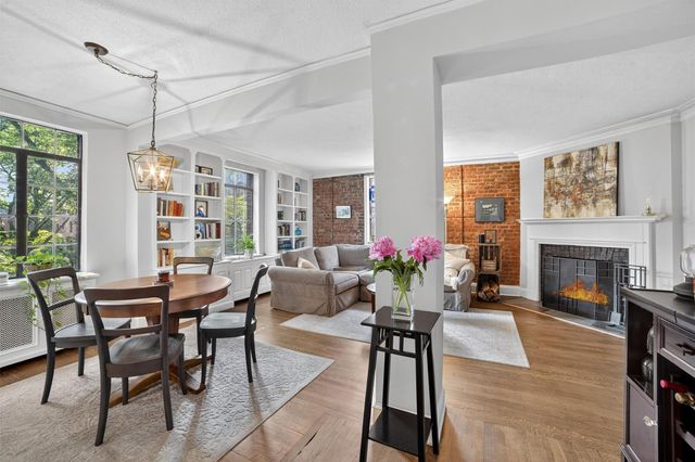 20 N Broadway O-373, White Plains, NY 10601