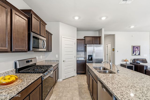 18021 S Silent Lea Lane, Sahuarita, AZ 85629