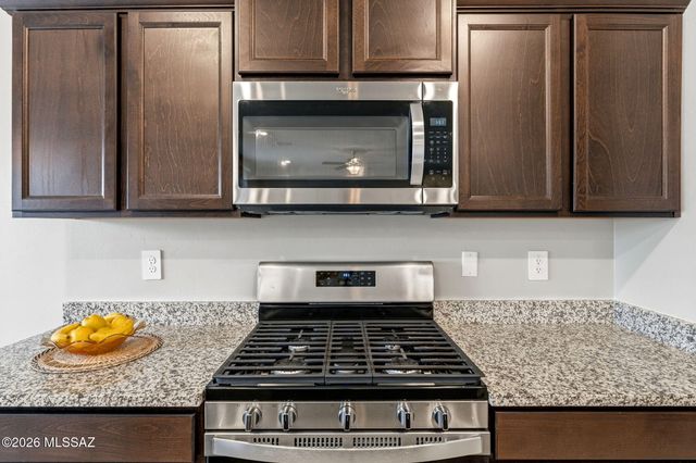 18021 S Silent Lea Lane, Sahuarita, AZ 85629