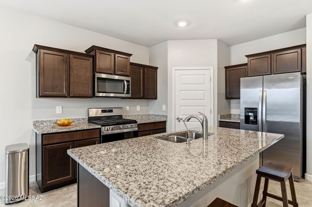 18021 S Silent Lea Lane, Sahuarita, AZ 85629