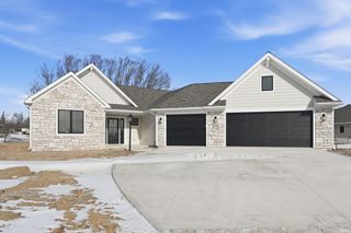 9331 Fuji Cove, Fort Wayne, IN 46835