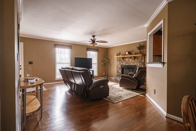 94 Old Place Drive, Blue Ridge, GA 30513