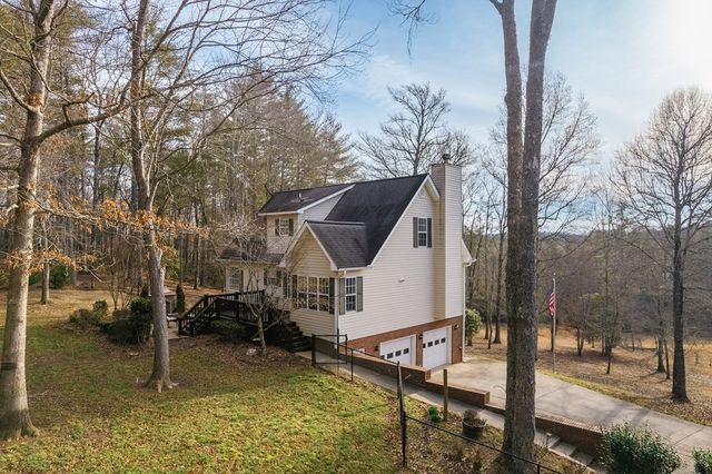 94 Old Place Drive, Blue Ridge, GA 30513