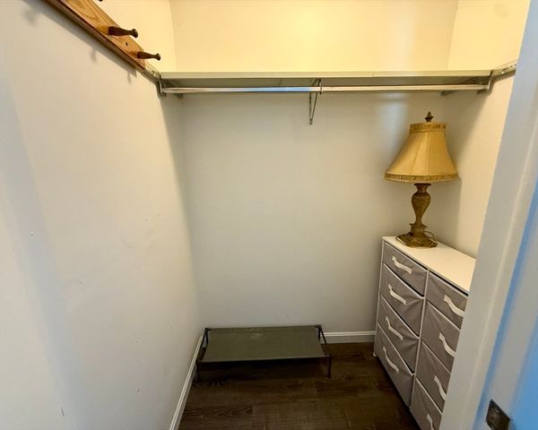 64f Beacon 64f, Burlington, MA 01803