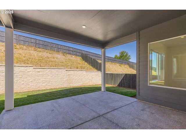 3440 W 4TH St, Washougal, WA 98671