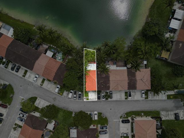 17306 SW 139th Court, Miami, FL 33177