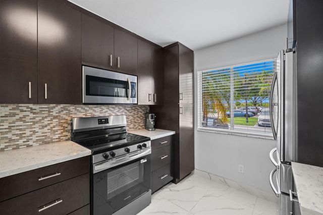 17306 SW 139th Court, Miami, FL 33177