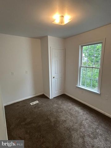 226 MULBERRY ST, Steelton, PA 17113