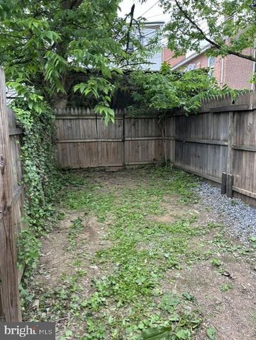226 MULBERRY ST, Steelton, PA 17113