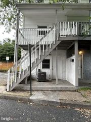 226 MULBERRY ST, Steelton, PA 17113