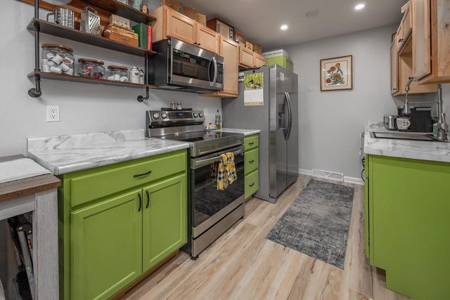 1363 Josephine STREET #E, Waukesha, WI 53186