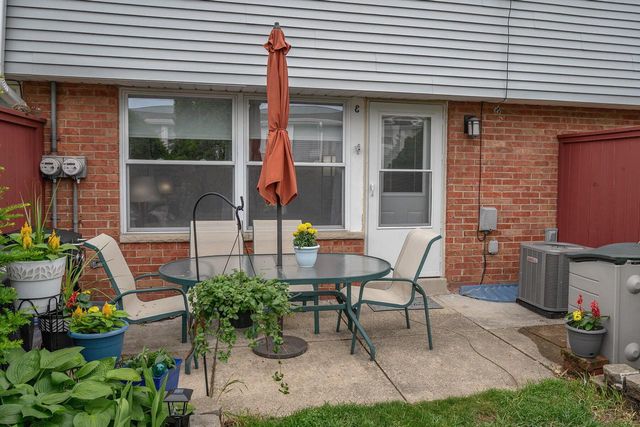 1363 Josephine STREET #E, Waukesha, WI 53186