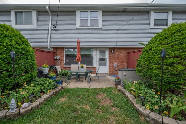 1363 Josephine STREET #E, Waukesha, WI 53186