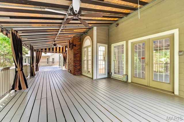 16557 Baxter Forest Ridge Drive, Chesterfield, MO 63005