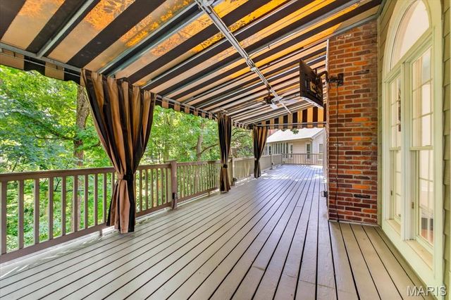 16557 Baxter Forest Ridge Drive, Chesterfield, MO 63005