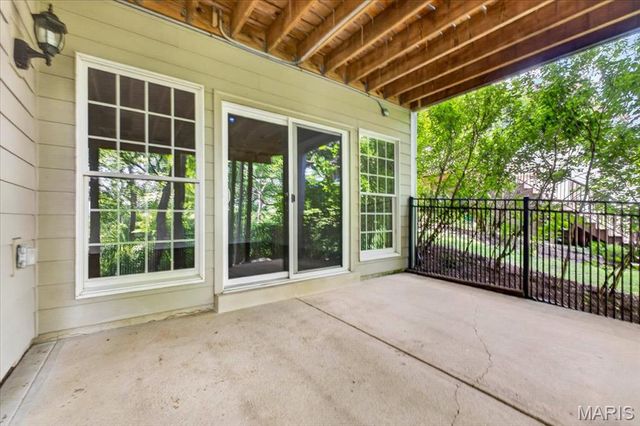 16557 Baxter Forest Ridge Drive, Chesterfield, MO 63005