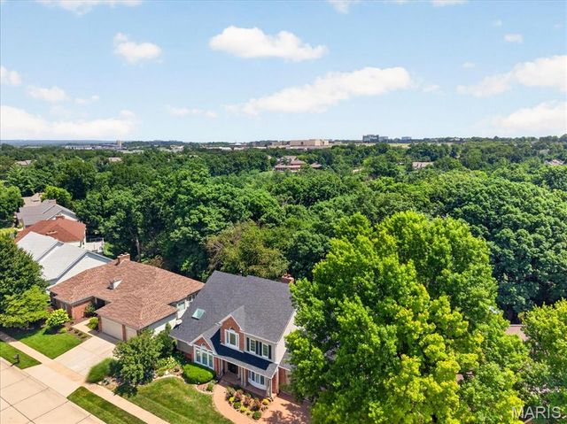 16557 Baxter Forest Ridge Drive, Chesterfield, MO 63005
