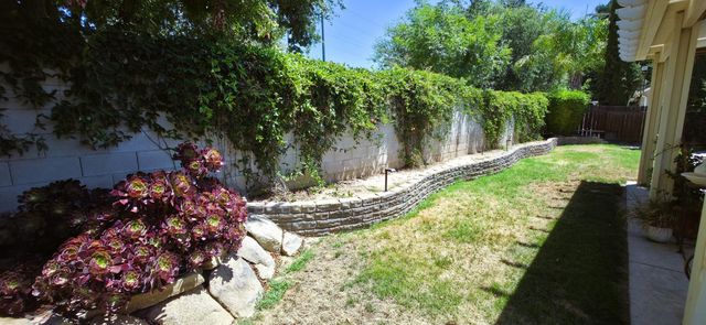 1190 E Carnoustie Avenue, Fresno, CA 93730