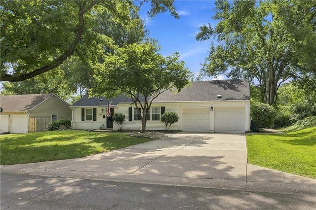 7591 High Drive, Prairie Village, KS 66208