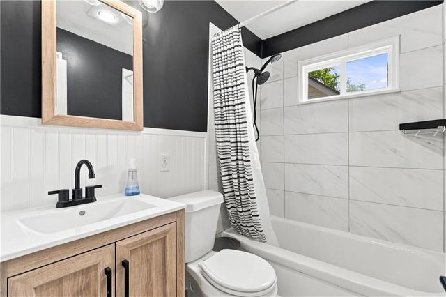 7591 High Drive, Prairie Village, KS 66208