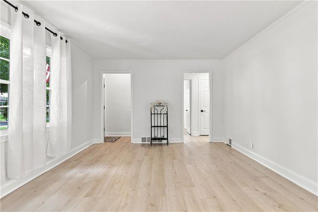 7591 High Drive, Prairie Village, KS 66208