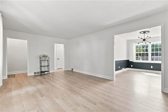 7591 High Drive, Prairie Village, KS 66208