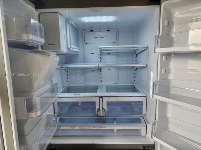 8360 NW 103rd St 204E, Hialeah Gardens, FL 33016