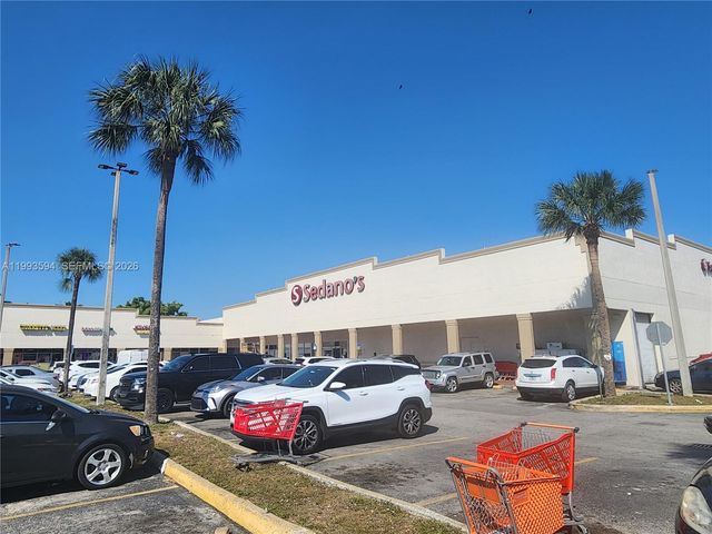 8360 NW 103rd St 204E, Hialeah Gardens, FL 33016