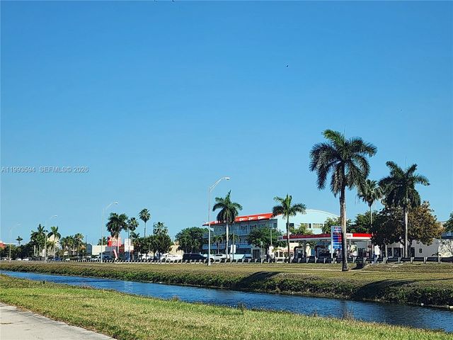 8360 NW 103rd St 204E, Hialeah Gardens, FL 33016