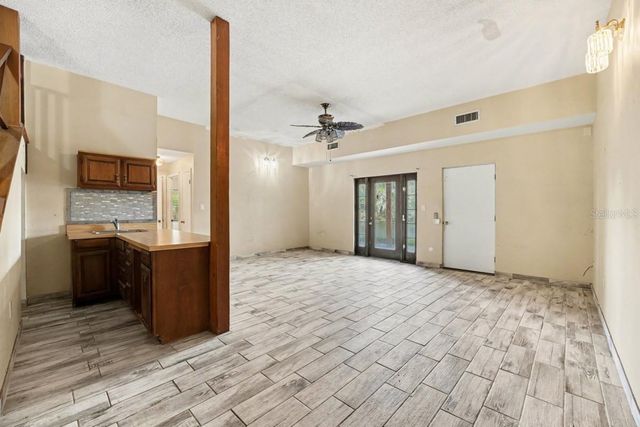 960 LAKE COVE TRAIL, Lakeland, FL 33813