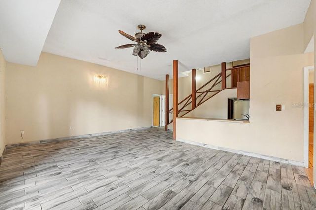 960 LAKE COVE TRAIL, Lakeland, FL 33813