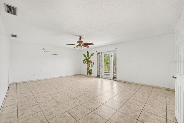 960 LAKE COVE TRAIL, Lakeland, FL 33813