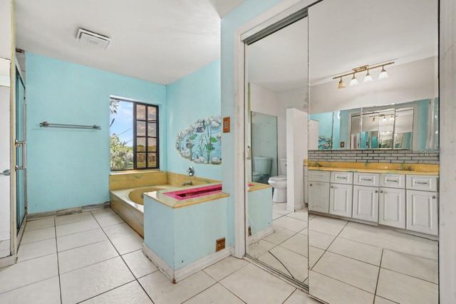 960 LAKE COVE TRAIL, Lakeland, FL 33813