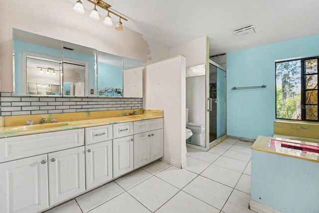 960 LAKE COVE TRAIL, Lakeland, FL 33813