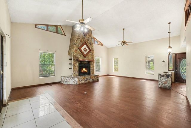 960 LAKE COVE TRAIL, Lakeland, FL 33813