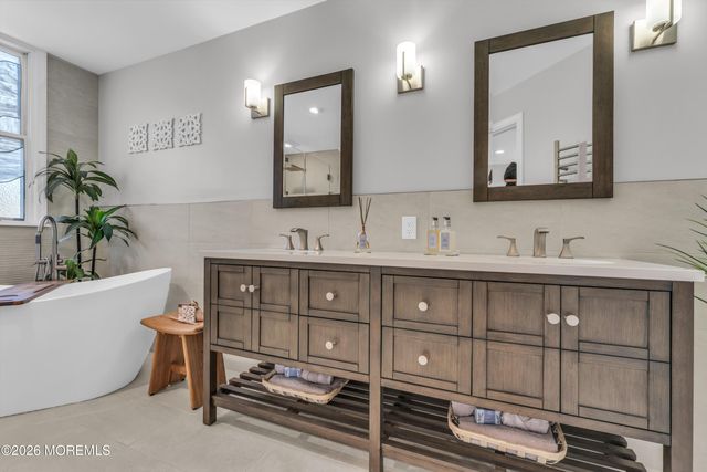 45 Polo Club Drive, Freehold, NJ 07728