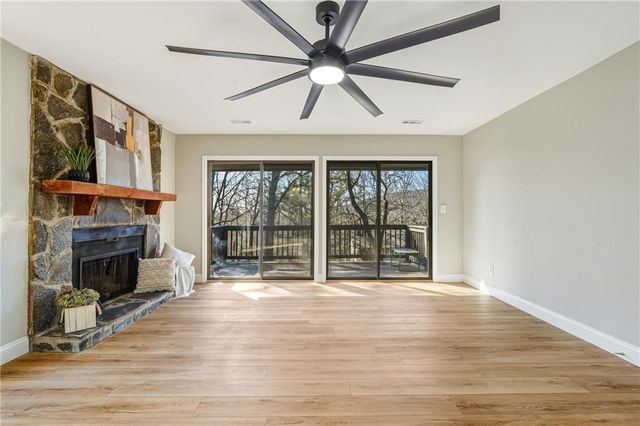 1303 Fairway Oaks, Waleska, GA 30183