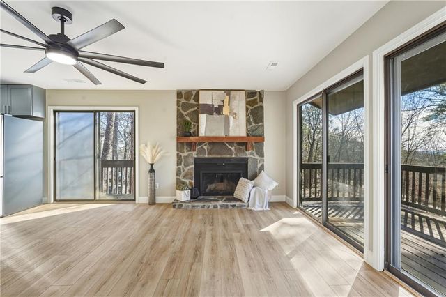 1303 Fairway Oaks, Waleska, GA 30183