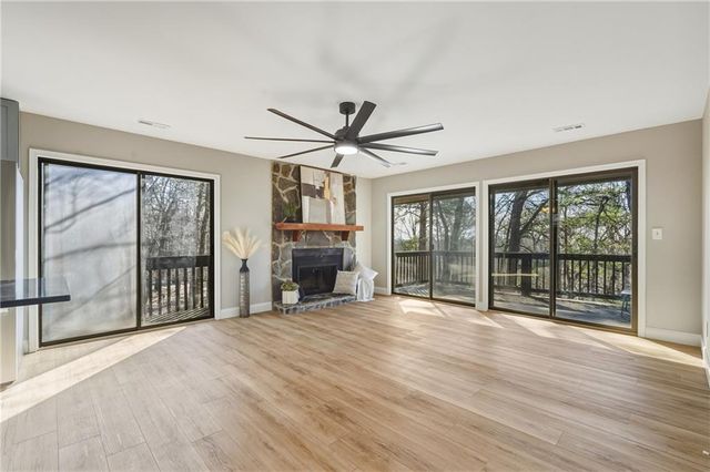 1303 Fairway Oaks, Waleska, GA 30183